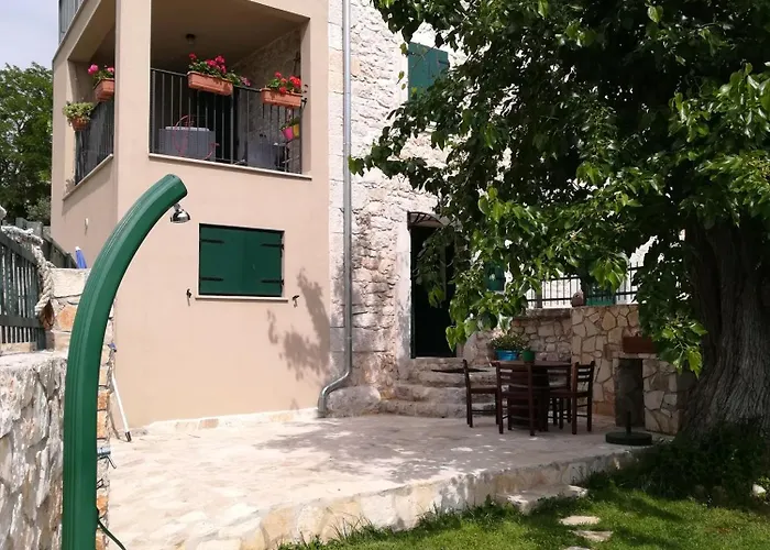 Rustical Monspinosa Villa Dračevac