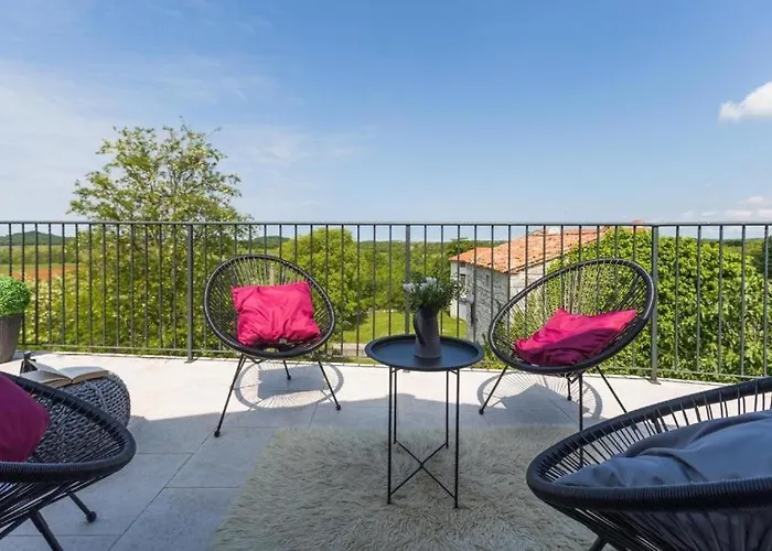 Rustical Monspinosa Villa *